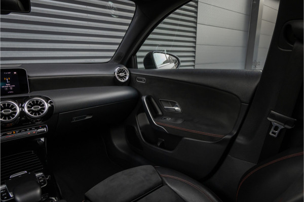 Mercedes-Benz A-Klasse 200 AMG-Line Pano-19''-Magno