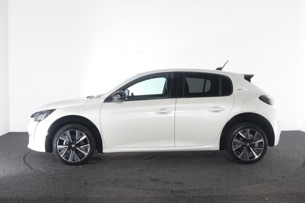 Peugeot 208 1.2 PureTech GT | Panorama Dak | Camera | Digitaal Dashboard |