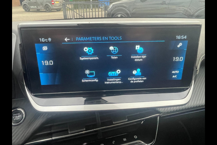 Peugeot 208 1.2 PureTech GT | Panorama Dak | Camera | Digitaal Dashboard |