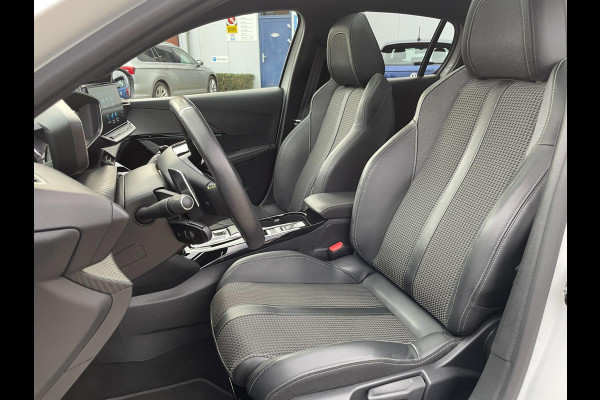 Peugeot 208 1.2 PureTech GT | Panorama Dak | Camera | Digitaal Dashboard |