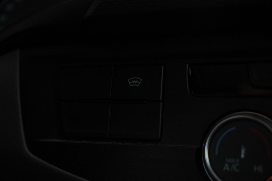 Volkswagen Transporter 2.0 TDI DC L1H1 26 Dubbel cabine, Volleder, Navigatie