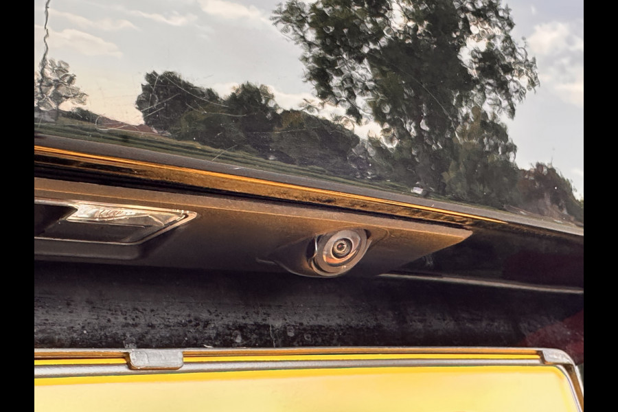 Volvo V60 2.0 T8 Twin Engine AWD R-Design | Pano | 360 cam Head Up Display | Luxury Line | occasion