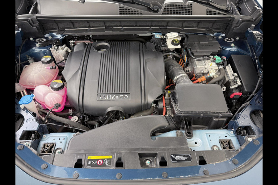 Lynk & Co 01 1.5 31.000KM!!| TOPSTAAT| ZWARTE HEMEL| FULL OPTIONS| PANO| 360 CAM| ELEK. ACHTERKLEP|