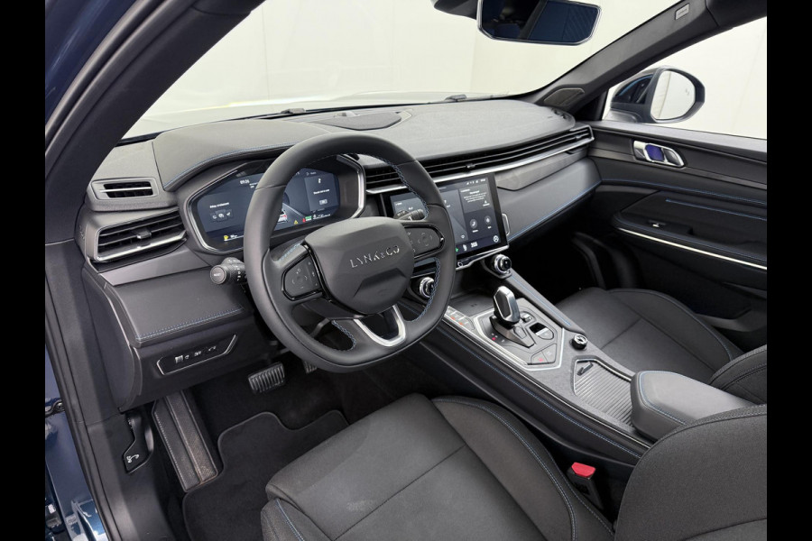 Lynk & Co 01 1.5 31.000KM!!| TOPSTAAT| ZWARTE HEMEL| FULL OPTIONS| PANO| 360 CAM| ELEK. ACHTERKLEP|