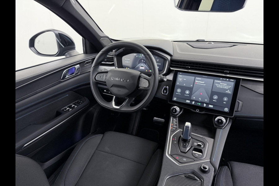 Lynk & Co 01 1.5 31.000KM!!| TOPSTAAT| ZWARTE HEMEL| FULL OPTIONS| PANO| 360 CAM| ELEK. ACHTERKLEP|