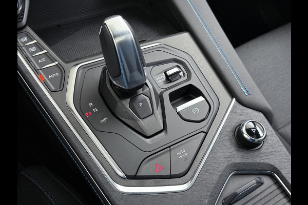 Lynk & Co 01 1.5 31.000KM!!| TOPSTAAT| ZWARTE HEMEL| FULL OPTIONS| PANO| 360 CAM| ELEK. ACHTERKLEP|