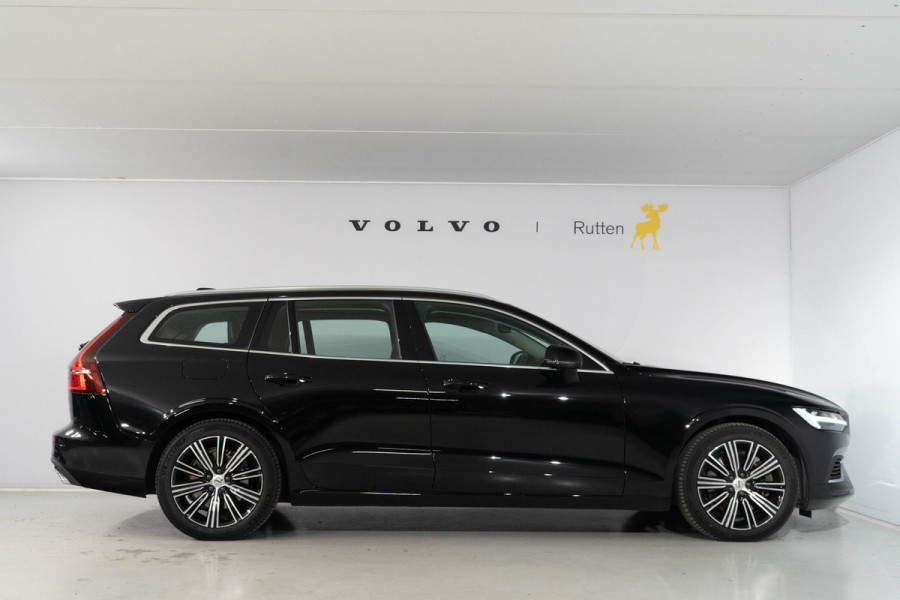 Volvo V60 T6 340PK Automaat Recharge AWD Inscription / Lederen bekleding / Stoel- en stuurverwarming /  Harman Kardon / Semi-elektrische trekhaak / Keyless Entry / Elektrische stoelen met geheugen