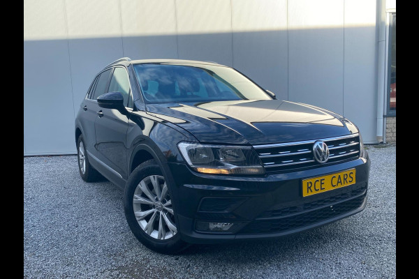 Volkswagen Tiguan 1.4 TSI Comfortline Business |DSG | ACC |Trekhaak |Massagestoel|Stoel/stuurverw |Dealer onderh KM 52.900 !!!