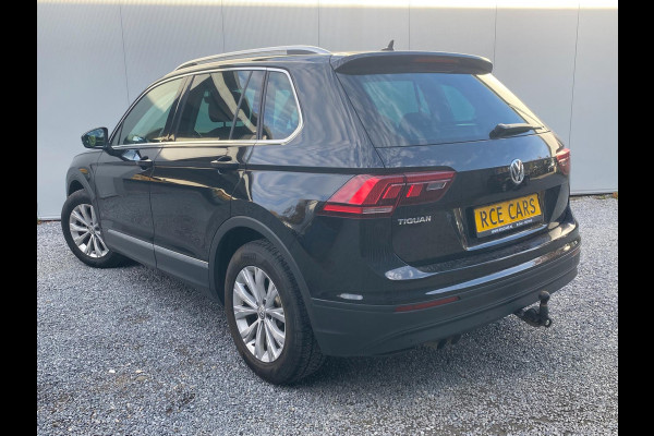 Volkswagen Tiguan 1.4 TSI Comfortline Business |DSG | ACC |Trekhaak |Massagestoel|Stoel/stuurverw |Dealer onderh KM 52.900 !!!