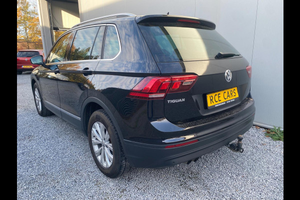 Volkswagen Tiguan 1.4 TSI Comfortline Business |DSG | ACC |Trekhaak |Massagestoel|Stoel/stuurverw |Dealer onderh KM 52.900 !!!