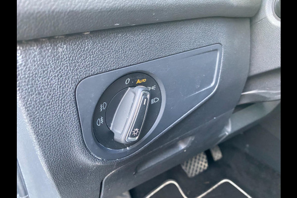 Volkswagen Tiguan 1.4 TSI Comfortline Business |DSG | ACC |Trekhaak |Massagestoel|Stoel/stuurverw |Dealer onderh KM 52.900 !!!