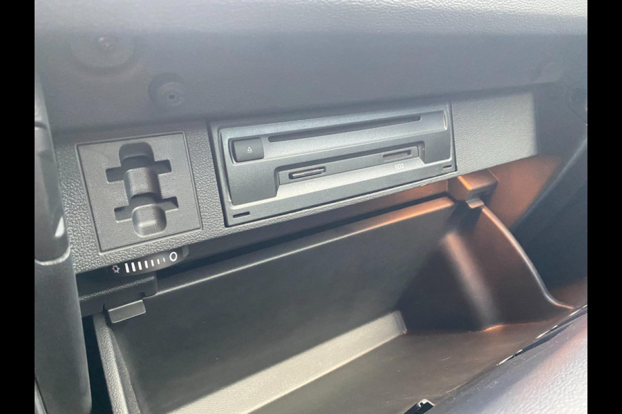 Volkswagen Tiguan 1.4 TSI Comfortline Business |DSG | ACC |Trekhaak |Massagestoel|Stoel/stuurverw |Dealer onderh KM 52.900 !!!