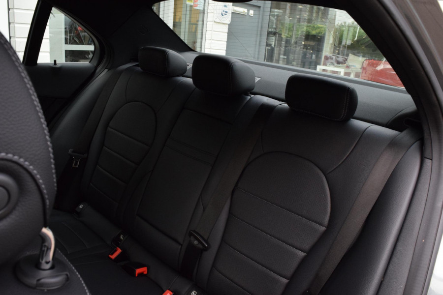 Mercedes-Benz C-Klasse 180 Bus.Solution AMG|Leer|Camera|4 nw banden