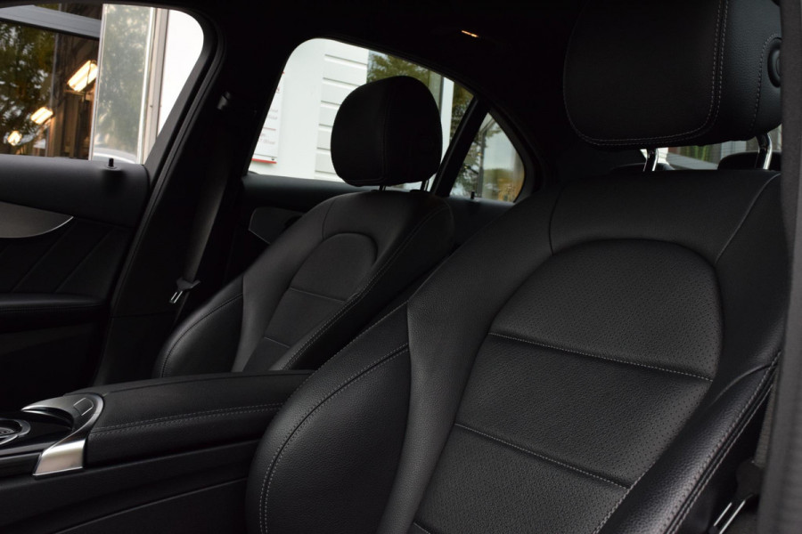 Mercedes-Benz C-Klasse 180 Bus.Solution AMG|Leer|Camera|4 nw banden