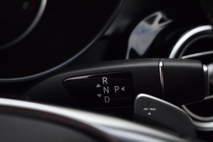 Mercedes-Benz C-Klasse 180 Bus.Solution AMG|Leer|Camera|4 nw banden