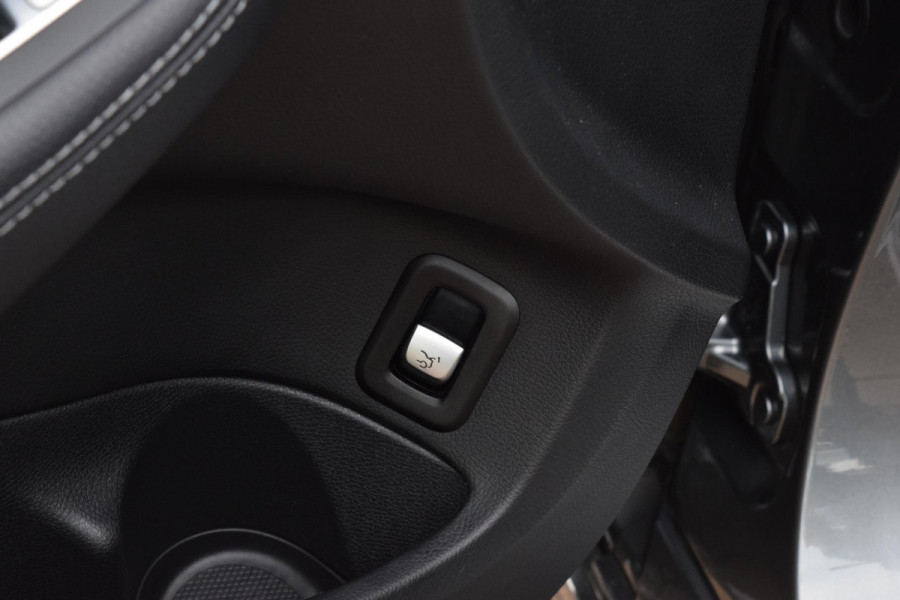 Mercedes-Benz C-Klasse 180 Bus.Solution AMG|Leer|Camera|4 nw banden