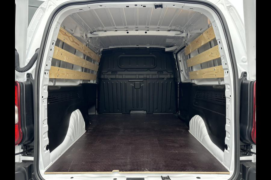 Opel Combo 1.5 BlueHDi 100 PK L2H1 FACELIFT / !! NIEUWSTAAT !! / 10.419 KM / 1e EIG. / CAMERA / CRUISE / AIRCO / CARPLAY