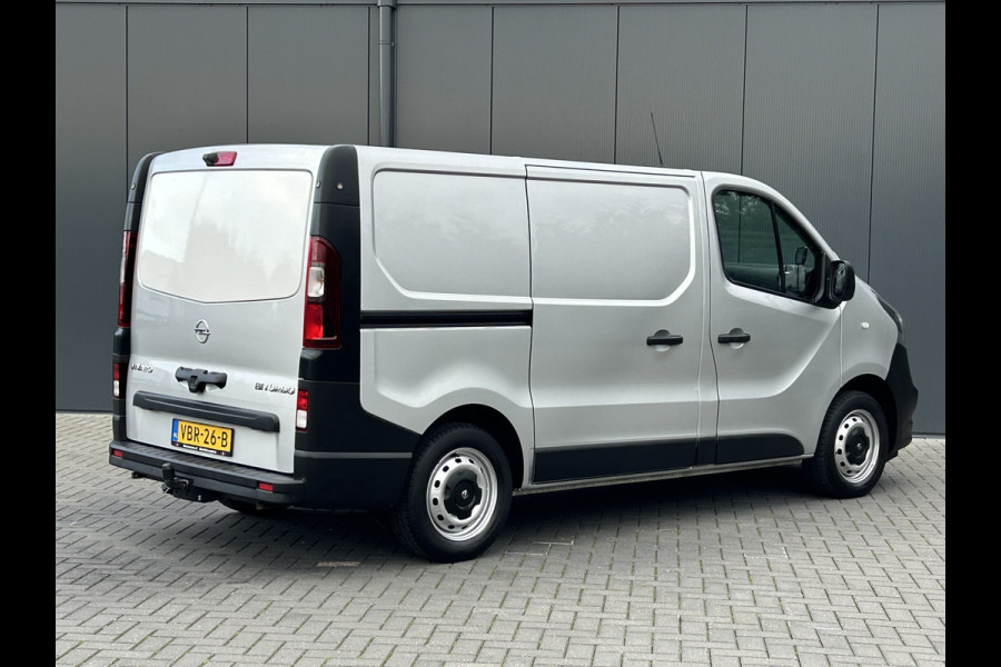 Opel Vivaro 1.6 CDTI 126 PK / L1H1 / 1e EIG. / TREKHAAK / ACHTERKLEP / AIRCO / CRUISE / NAVI / CAMERA / BLUETOOTH