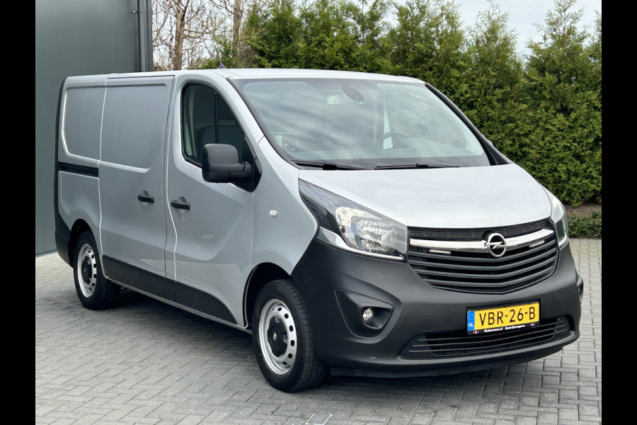 Opel Vivaro 1.6 CDTI 126 PK / L1H1 / 1e EIG. / TREKHAAK / ACHTERKLEP / AIRCO / CRUISE / NAVI / CAMERA / BLUETOOTH
