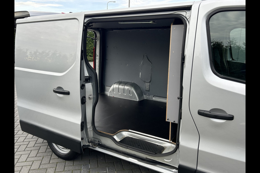 Opel Vivaro 1.6 CDTI 126 PK / L1H1 / 1e EIG. / TREKHAAK / ACHTERKLEP / AIRCO / CRUISE / NAVI / CAMERA / BLUETOOTH