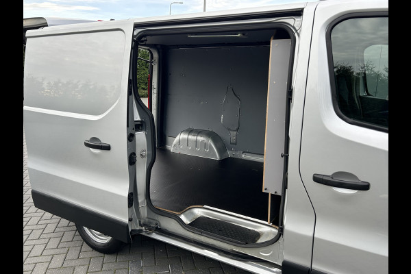 Opel Vivaro 1.6 CDTI 126 PK / L1H1 / 1e EIG. / TREKHAAK / ACHTERKLEP / AIRCO / CRUISE / NAVI / CAMERA / BLUETOOTH