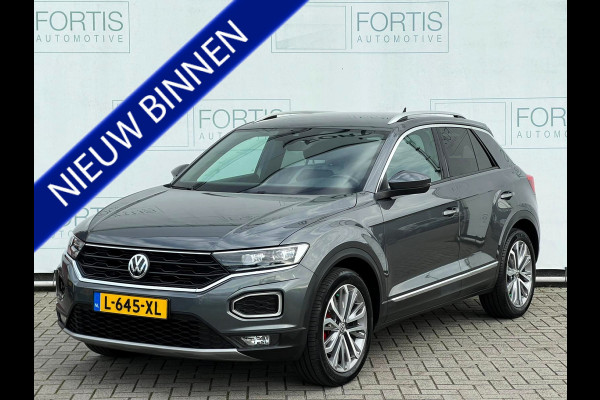 Volkswagen T-Roc 1.5 TSI Sport Business R CAMERA | TREKHAAK | NETTE AUTO | VIRTUAL COCKPIT |