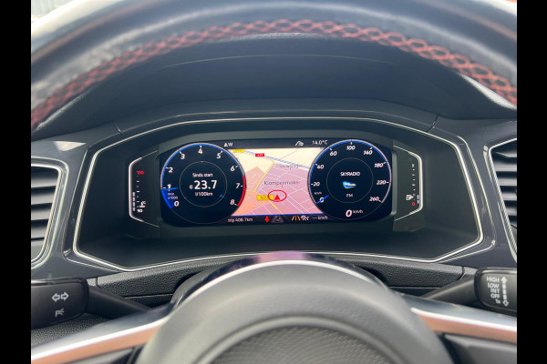 Volkswagen T-Roc 1.5 TSI Sport Business R CAMERA | TREKHAAK | NETTE AUTO | VIRTUAL COCKPIT |