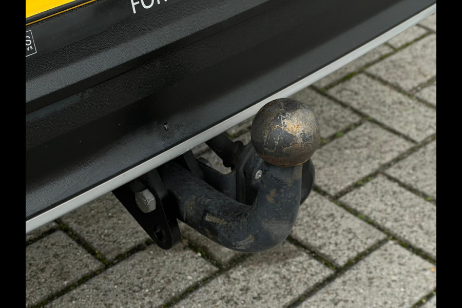 Volkswagen T-Roc 1.5 TSI Sport Business R CAMERA | TREKHAAK | NETTE AUTO | VIRTUAL COCKPIT |