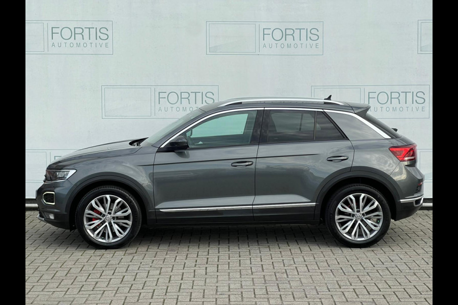 Volkswagen T-Roc 1.5 TSI Sport Business R CAMERA | TREKHAAK | NETTE AUTO | VIRTUAL COCKPIT |