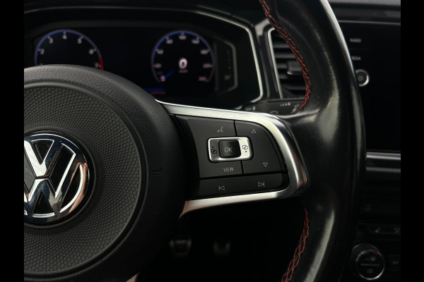 Volkswagen T-Roc 1.5 TSI Sport Business R CAMERA | TREKHAAK | NETTE AUTO | VIRTUAL COCKPIT |