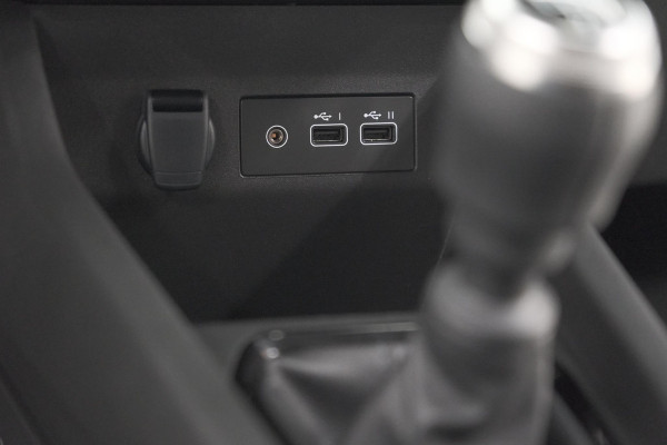 Renault Clio TCe 90 GPF Evolution | Camera | Navigatie | Apple Carplay | Parkeersensoren | Stoelverwarming