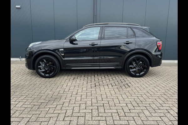 Lynk & Co 01 1.5 Black Edition * Panorama * 360 Camera * Stoelverwarming * Memory *