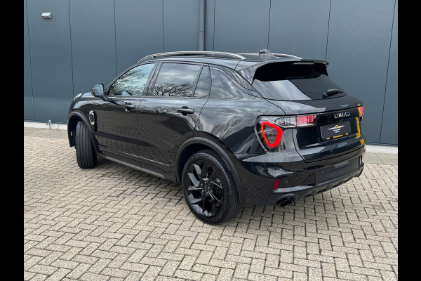 Lynk & Co 01 1.5 Black Edition * Panorama * 360 Camera * Stoelverwarming * Memory *