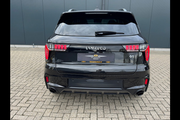 Lynk & Co 01 1.5 Black Edition * Panorama * 360 Camera * Stoelverwarming * Memory *