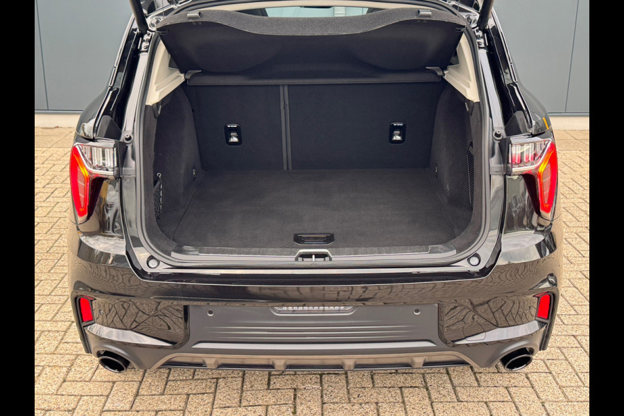 Lynk & Co 01 1.5 Black Edition * Panorama * 360 Camera * Stoelverwarming * Memory *