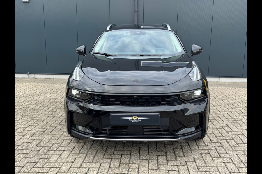 Lynk & Co 01 1.5 Black Edition * Panorama * 360 Camera * Stoelverwarming * Memory *