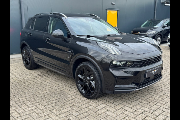 Lynk & Co 01 1.5 Black Edition * Panorama * 360 Camera * Stoelverwarming * Memory *