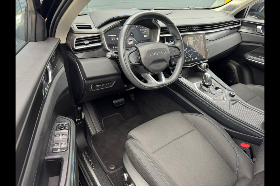 Lynk & Co 01 1.5 Black Edition * Panorama * 360 Camera * Stoelverwarming * Memory *