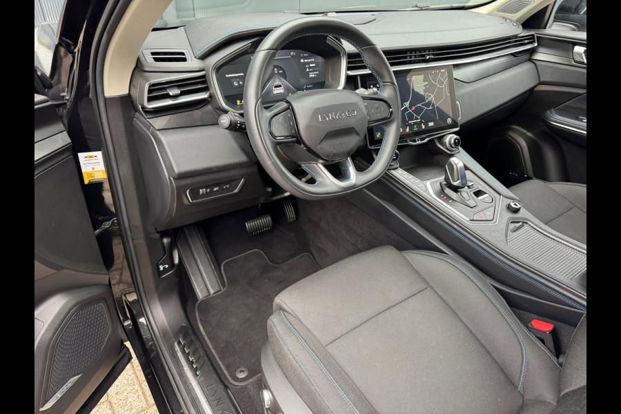 Lynk & Co 01 1.5 Black Edition * Panorama * 360 Camera * Stoelverwarming * Memory *