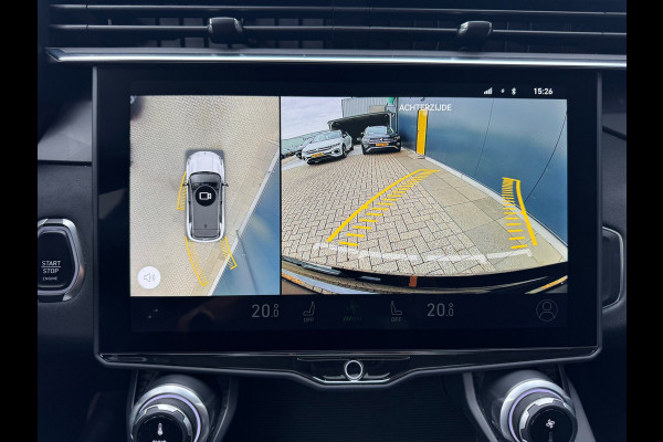 Lynk & Co 01 1.5 Black Edition * Panorama * 360 Camera * Stoelverwarming * Memory *