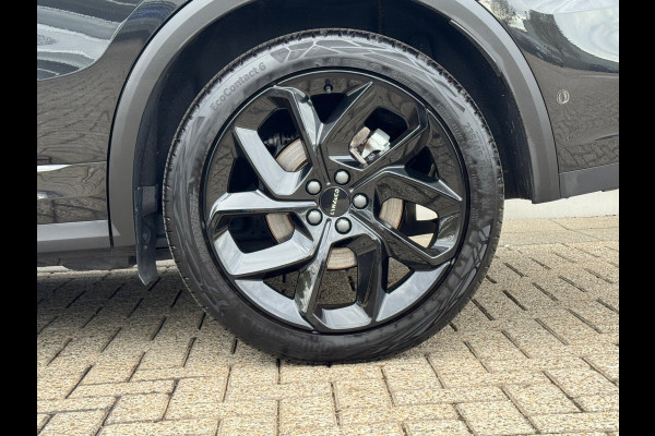 Lynk & Co 01 1.5 Black Edition * Panorama * 360 Camera * Stoelverwarming * Memory *