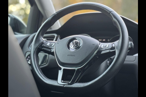 Volkswagen Golf 1.4 TSI AUTOMAAT ACT Highline, xenon, 18 inch, stoelverwarming , navigatie ,vele opties