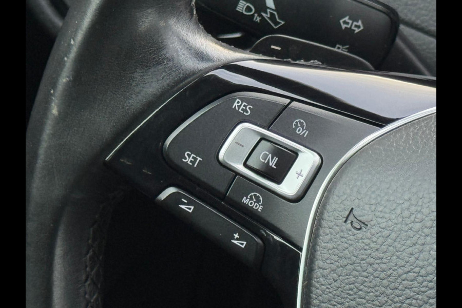 Volkswagen Golf 1.4 TSI AUTOMAAT ACT Highline, xenon, 18 inch, stoelverwarming , navigatie ,vele opties