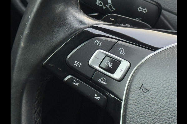 Volkswagen Golf 1.4 TSI AUTOMAAT ACT Highline, xenon, 18 inch, stoelverwarming , navigatie ,vele opties