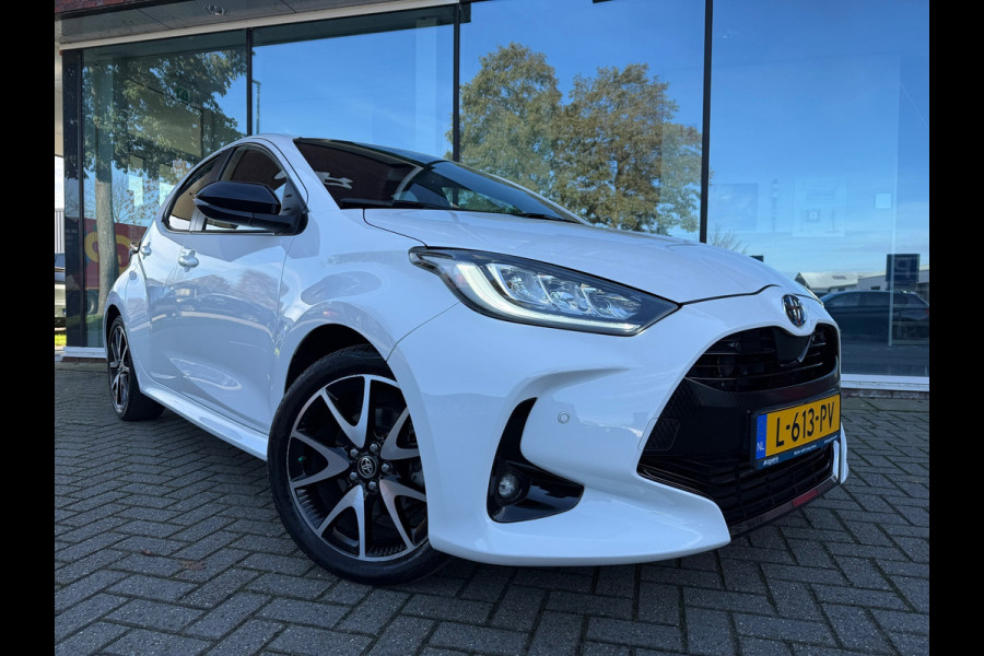 Toyota Yaris 1.5 Hybrid Executive - Automaat - Navi - Climate - Winterpakket - Camera - Org.NL
