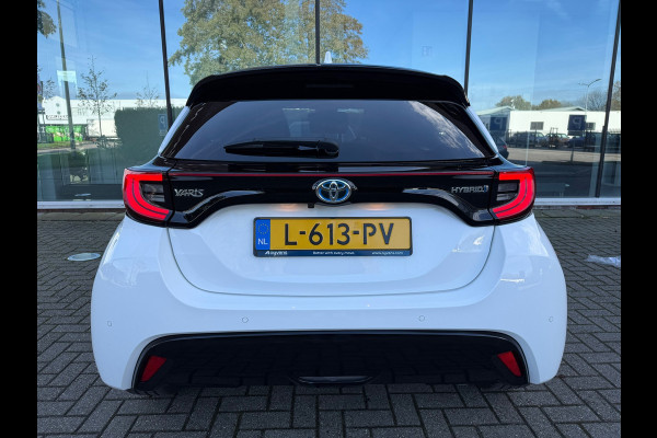 Toyota Yaris 1.5 Hybrid Executive - Automaat - Navi - Climate - Winterpakket - Camera - Org.NL