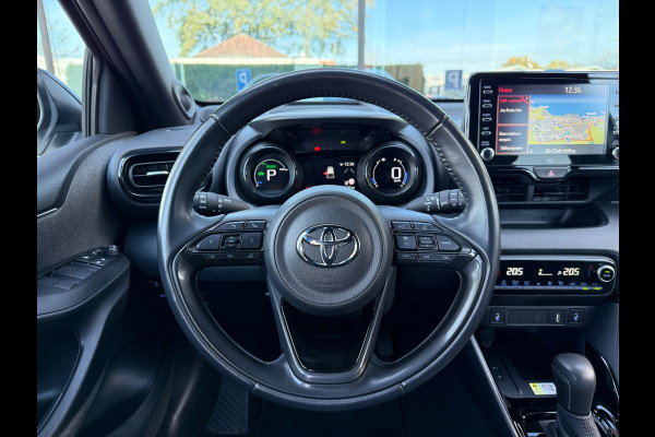 Toyota Yaris 1.5 Hybrid Executive - Automaat - Navi - Climate - Winterpakket - Camera - Org.NL