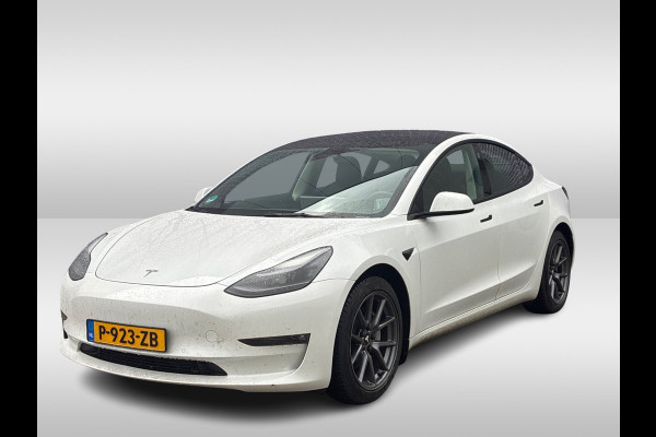 Tesla Model 3 Long Range AWD 75 kWh / Autopilot / Panoramadak / Camera / Premium Audio / 19'' / Leder