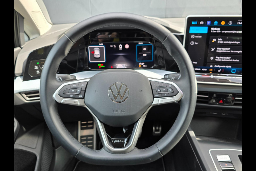 Volkswagen Golf 8.5 1.5 eTSI Goal Edition Trekhaak/Stoelverwarming/Navi/Cruise