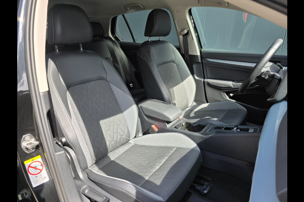 Volkswagen Golf 8.5 1.5 eTSI Goal Edition Trekhaak/Stoelverwarming/Navi/Cruise